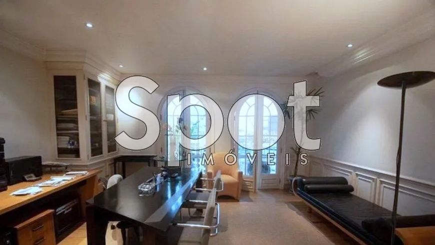 ALTO LUXO - COBERTURA DUPLEX - PRAÇA!!!!