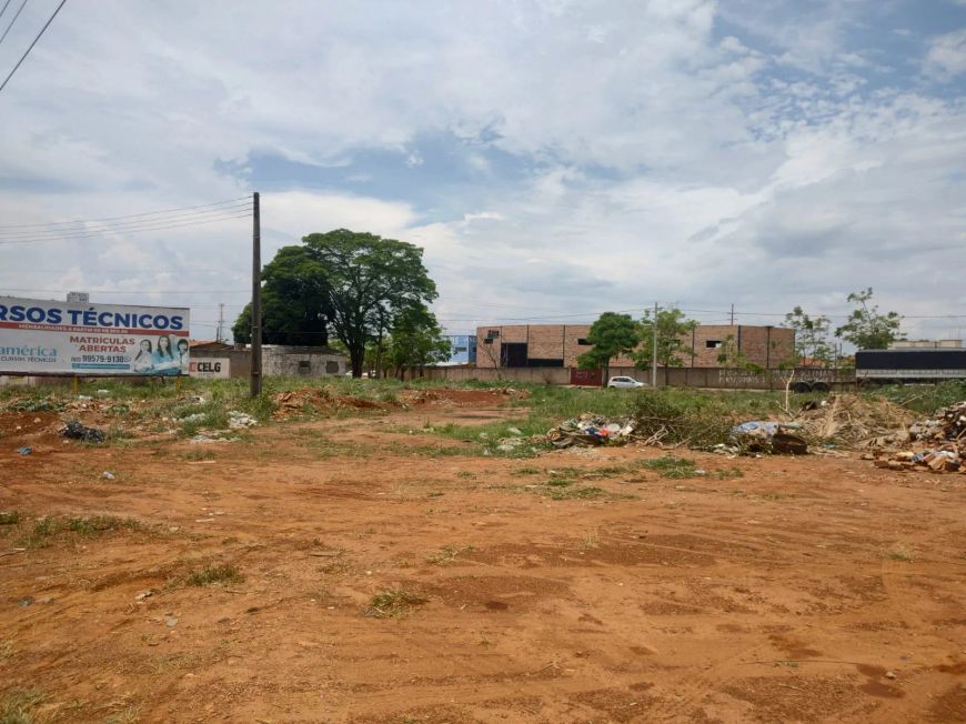 Area 1.143,46 m2 Avenida V-05 Cidade Vera Cruz Aparecida de Goiania