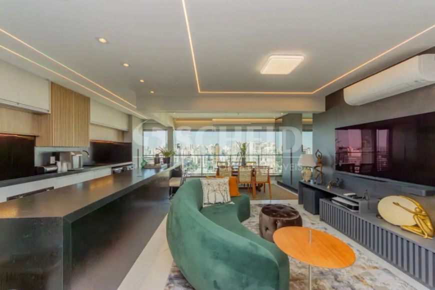 Cobertura em Perdizes com 185m² e 2 vagas de garagem.