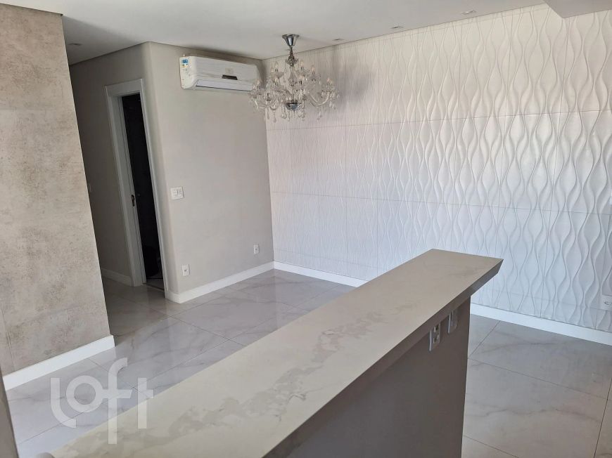 Apartamento à venda em Chácara Santo Antônio com 62 m², 2 quartos, 1 vaga