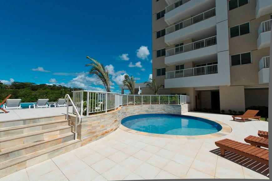 Apartamento em Patamares, 3/4 c/1 suíte - nascente