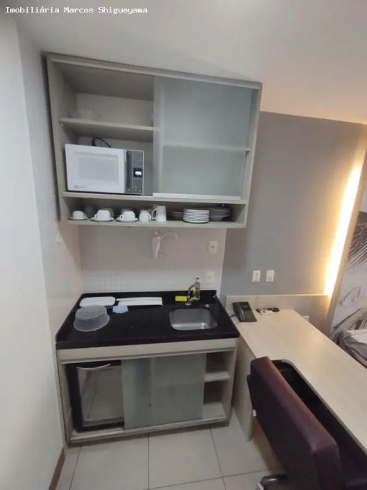 Apartamento para Locação em Salvador, Caminho das Árvores, 1 dormitório, 1 suíte, 1 banheiro, 1 vaga