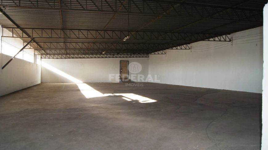 Ótima Área Comercial para Locação 3428.2M², Com Galpão no Jardim Cristal, Aparecida de Goiânia - G