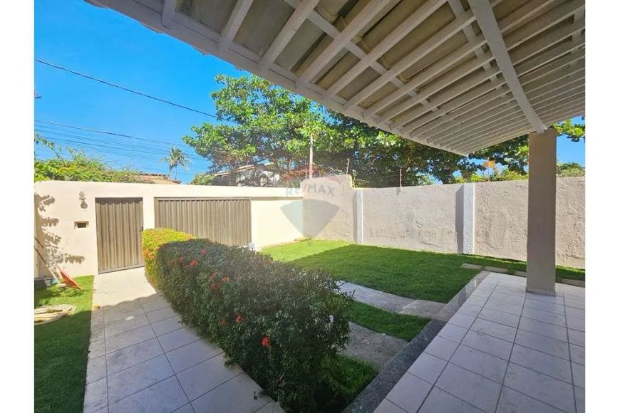 Oportunidade casa duplex 3/4 sendo uma suíte, em localização privilegiada loteamento Pedra do Sal!