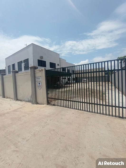 Prédio Comercial Parque Primavera