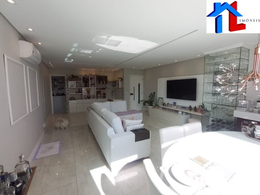 Vendo apartamento, 82m², 2/4, 1 suíte, varanda, 2 vagas. Jardim Apipema. Valor de Venda: R$900.000,0