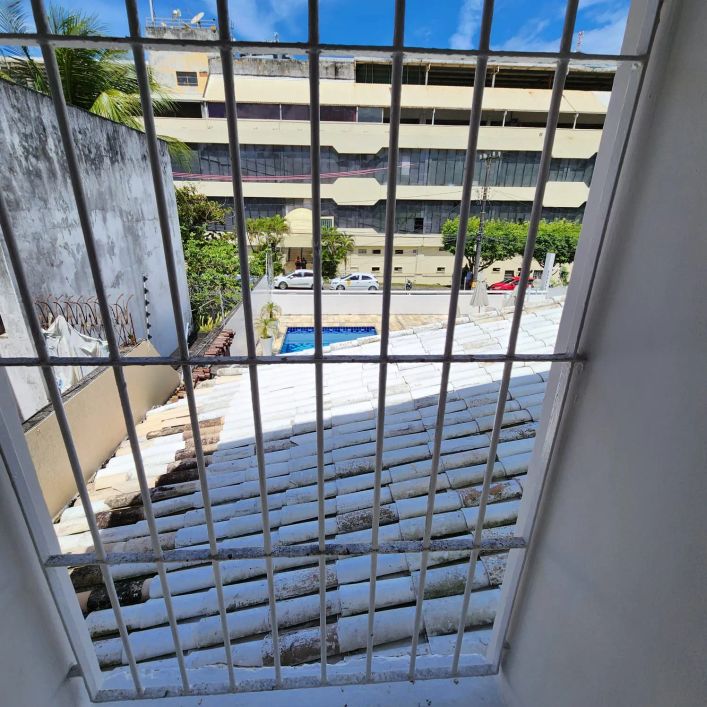 Imóvel para venda tem 268 metros quadrados com 3 quartos em Itaigara - Salvador - BA
