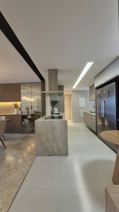 LUXUOSO APARTAMENTO l ONDINA l 250m² l 3 suítes l Home l Gabinete