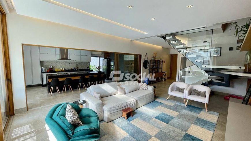 Lindo Sobrado no Condomínio Ecoville com 5 dormitórios à venda, 348 m² por R$ 2.650.000 - Aponiã - P