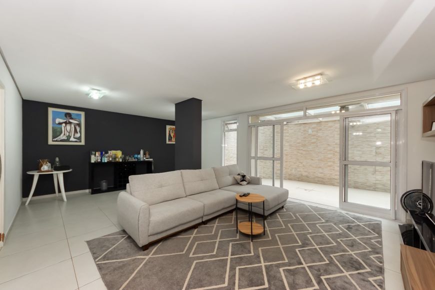 Duplex para venda tem 279 metros quadrados com 4 quartos em Bosque da Saúde - São Paulo - SP