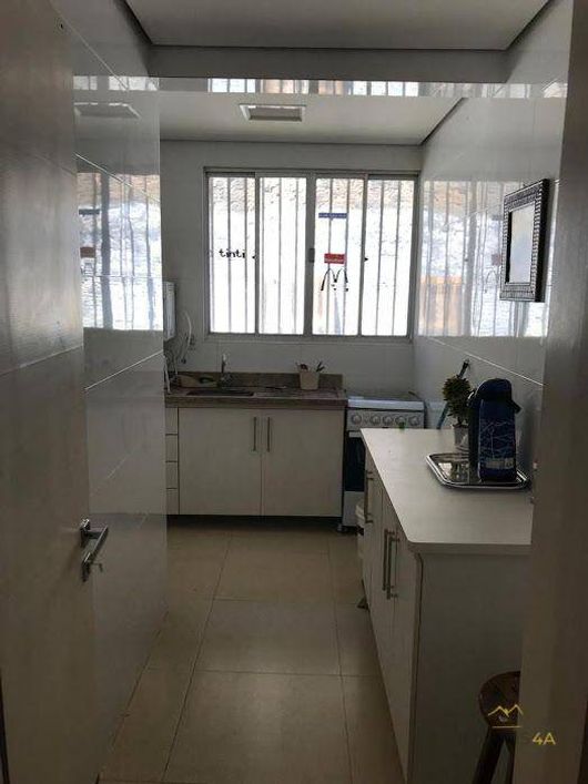 (Vende-se/Aluga-se )Galpão, 3300 m² - por R$ 2.000.000 ou por R$ 30.000/mês - Industrial - Porto Vel