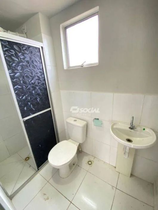 Sobrado com 3 dormitórios, 94 m² - venda por R$ 320.000,00 ou aluguel por R$ 2.000,00/mês - Aeroclub