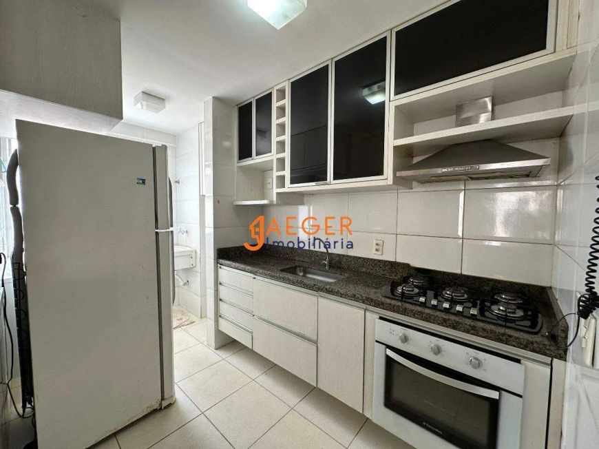 Apartamento mobiliado para locação no Cond. Brisas do Madeira- R$3.800,00