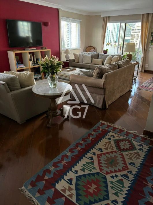 APARTAMENTO À VENDA NO ITAIM BIBI