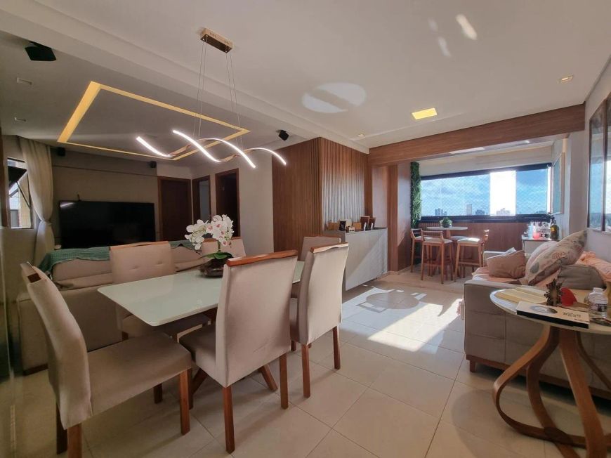 APARTAMENTO - 2 QUARTOS SENDO 1 SUÍTE - ARMAÇÃO