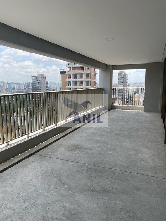 Apartamento de luxo em Indianópolis - SP com 280m² e 4 quartos - Venda.