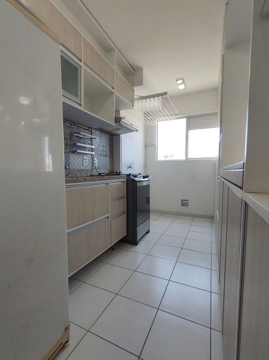 Vendo CORES DE PIATÃ- 2/4- NASCENTE- Andar alto- Fino Acabamento- 1 Vaga- Infra- OPORTUNIDADE