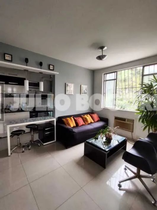 Apartamento - Padrão / Residencial / Engenhoca