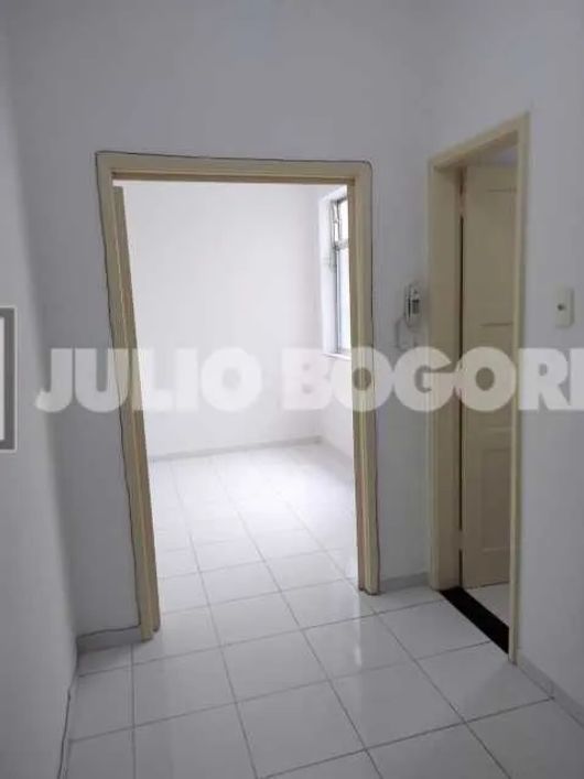 Apartamento - / Residencial / Centro