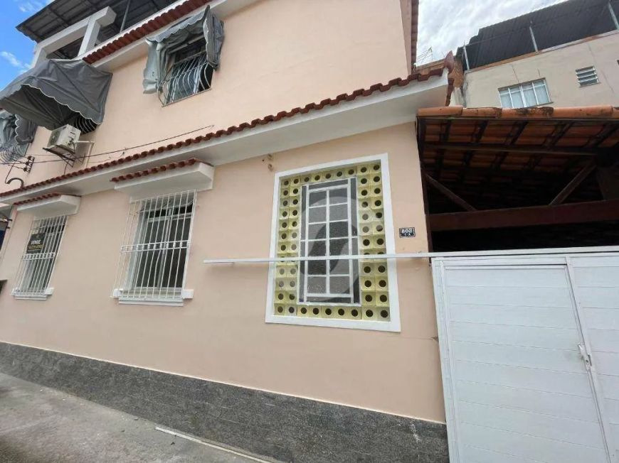 More em uma charmosa casa de vila de 169m2, com 3 quartos e terraço. R$ 395.000 - Fonseca - Niterói/