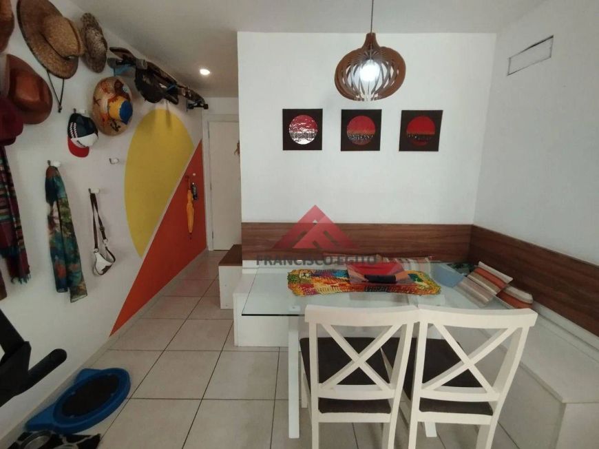 Apartamento com 2 quartos, sendo 1 suíte, com vaga, à venda, 62 m² por R$ 390.000 - Badu - Niterói/R