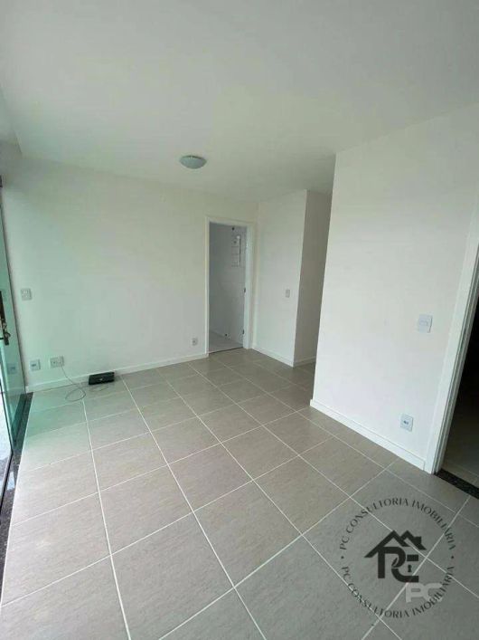Cobertura com 2 dormitórios à venda, 120 m² por R$ 550.000,00 - Pendotiba - Niterói/RJ