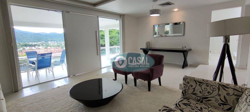 Casa em Condomínio com 04 Quartos à Venda no Engenho do Mato - Niterói/RJ!