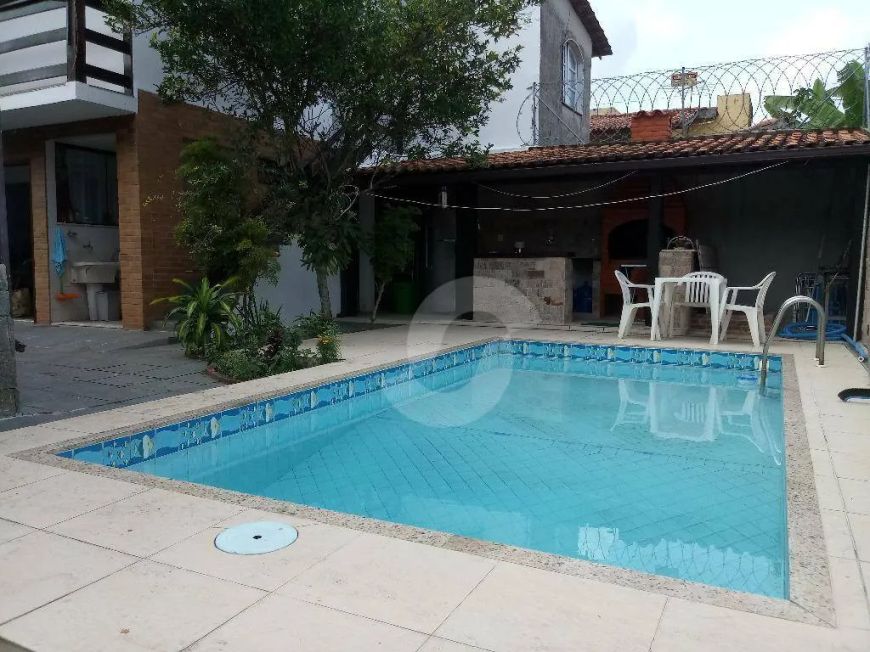 Casa com 4 dormitórios à venda, 292 m² por R$ 950.000,00 - Piratininga - Niterói/RJ