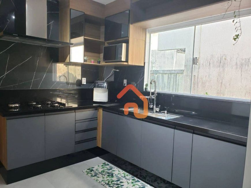 Excelente casa de 3 quartos e 1 suíte, próximo a Av. Central em Serra Grande/Itaipu.