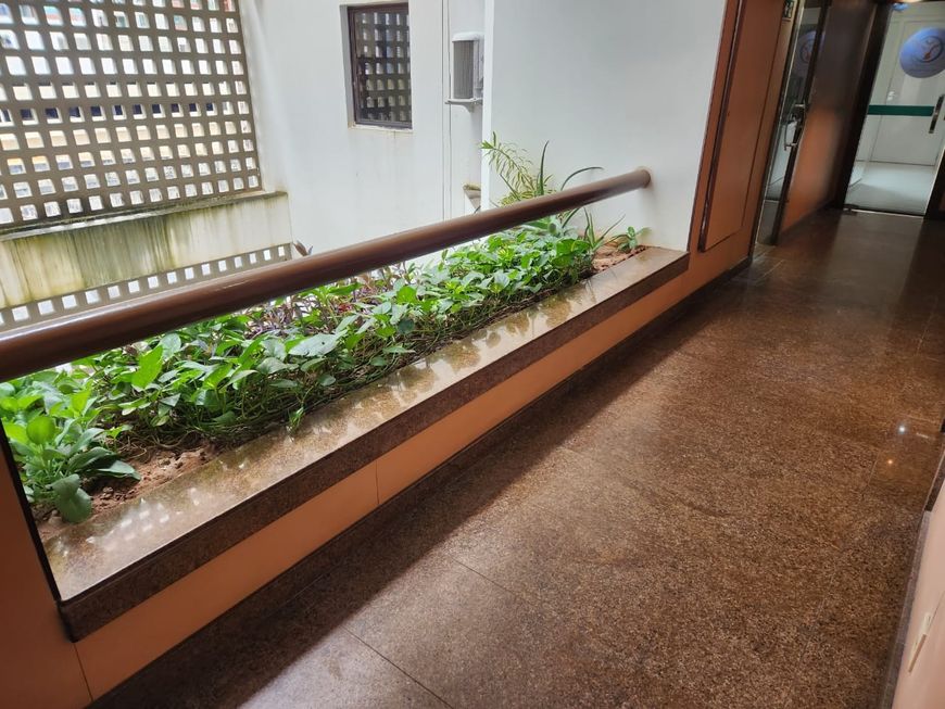 Sala p/ Venda Aurélio Leiro - com 38 m2 na Avenida ACM - Salvador - Bahia