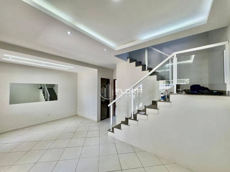 Casa com 4 dormitórios à venda, 138 m² por R$ 950.000,00 - Serra Grande - Niterói/RJ