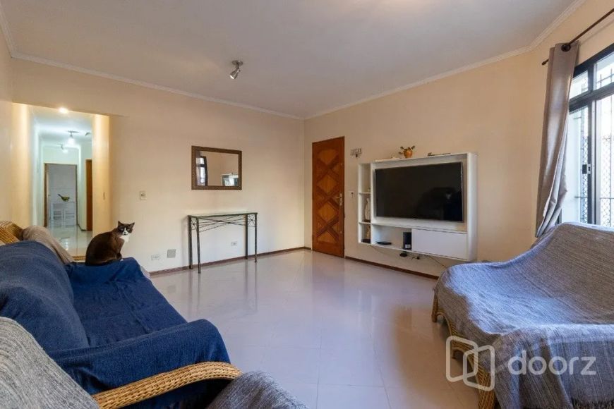 Imóvel na Dom Lúcio de Sousa com 3 dormitórios e 184m²