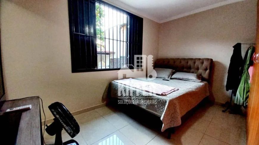 Casa com 3 dormitórios à venda, 200 m² por R$ 1.050.000,00 - Itaipu - Niterói/RJ
