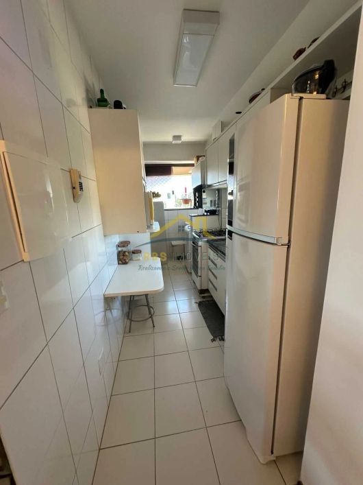 Piatã Apartamento 2/4 1 suíte 80m²