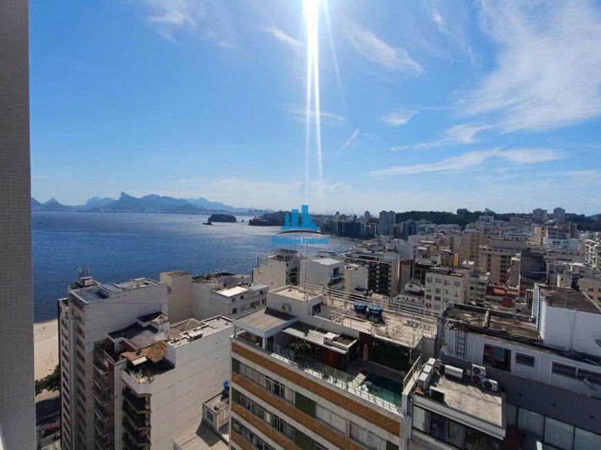 Cobertura com vista Mar em Icaraí