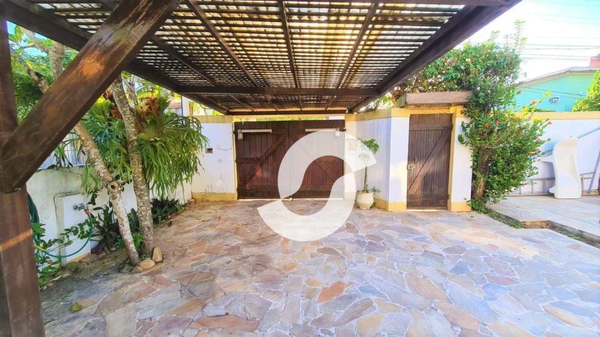 Casa com 4 dormitórios à venda, 400 m² por R$ 1.400.000,00 - Piratininga - Niterói/RJ