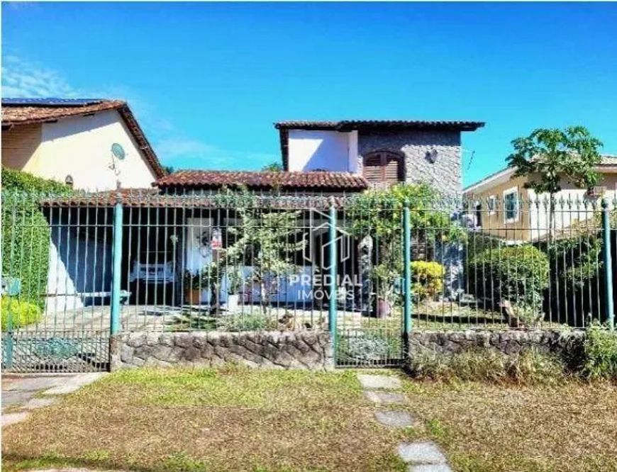 Casa com 4 dormitórios à venda, 216 m² por R$ 850.000,00 - Maria Paula - Niterói/RJ