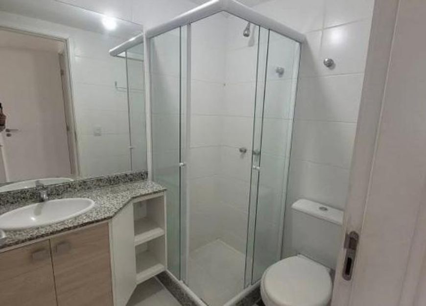 Excelente cobertura linear em localização privilegiada,