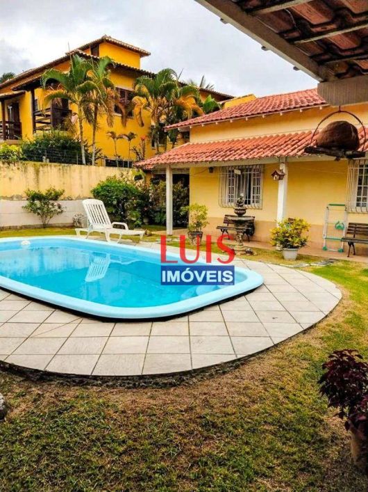 Excelente casa com 3 dormitórios à venda, 200 m² por R$ 720.000 - Itaipu - Niterói/RJ - CA6162