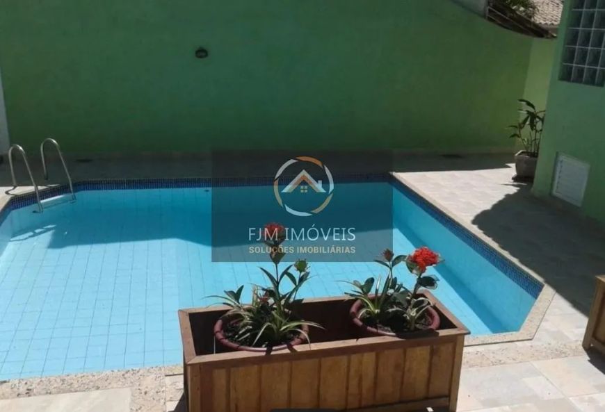 Venda de Casa em Serra Grande, Niterói - 3 Dormitórios, R$1.150.000