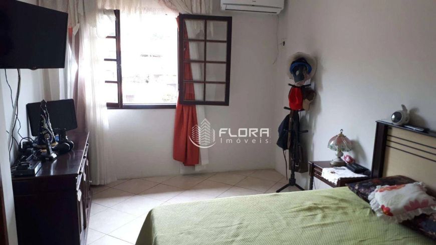Casa com 4 dormitórios à venda, 220 m² por R$ 745.000 - Itaipu - Niterói/RJ