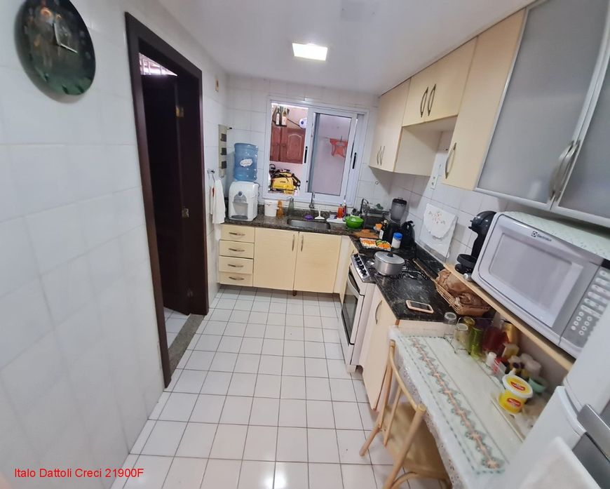 Excelente casa duplex, 4 suítes, espaço gourmet completo, em condomínio com infraestrutura - Stella