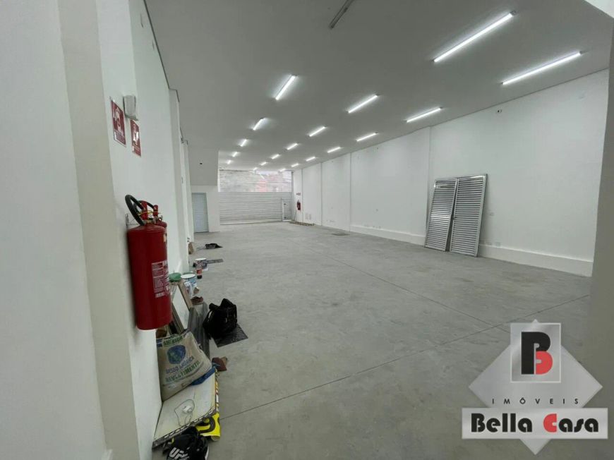 GALPÃO PARA LOCAÇÃO DE 220M² COM 3 VAGAS NO IPIRANGA!