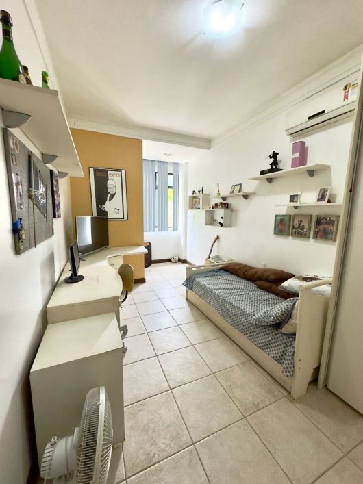 Térrea para venda possui 474 metros quadrados com 4 quartos em Horto Florestal - Salvador - BA