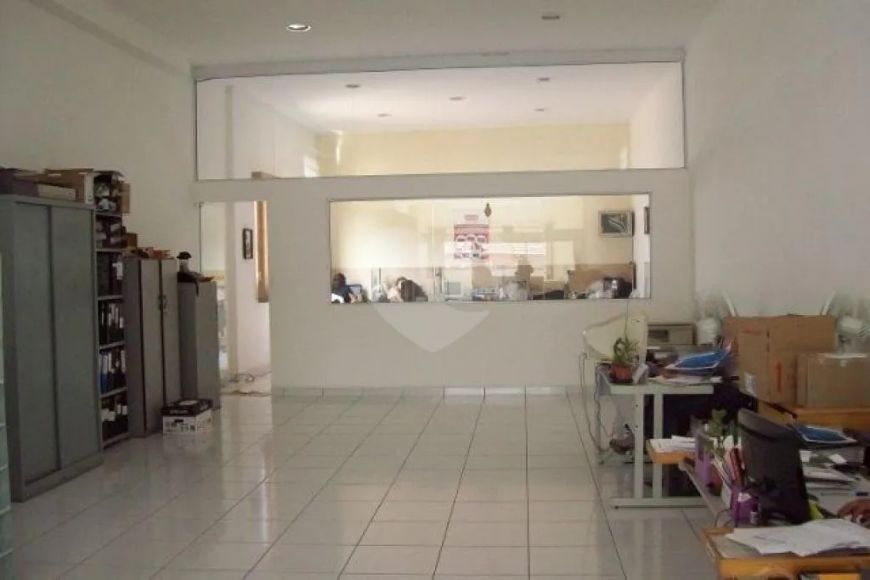 Prédio inteiro à venda em Carandiru - SP