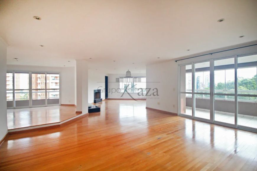 Apartamento - Panamby - 4 Dormitórios - 334m².