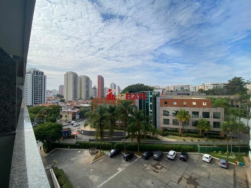 Flat com ótimo preço no bairro Chácara Santo Antônio. Confira!