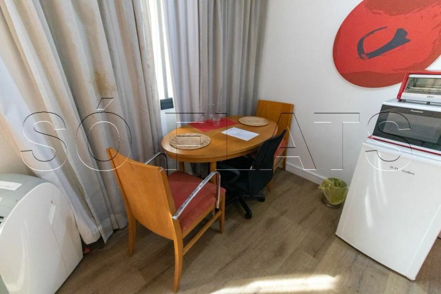 Flat Slaviero Moema 26m² 1 dormitório 1 vaga de garagem, disponível para locação.