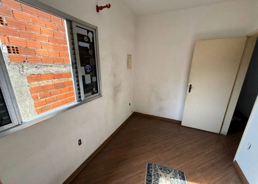 ! VENDO CASA NA LIBERDADE