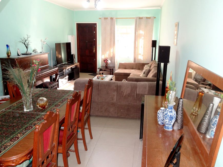 Casa para venda tem 240 metros quadrados com 4 quartos em Tremembé - São Paulo - SP.